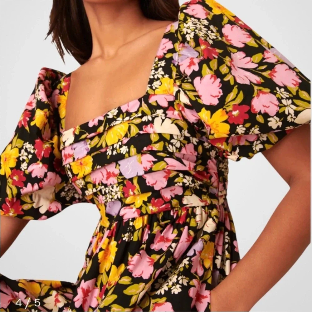 NWT Nobody's Child Nova Puff Sleeve
Black Floral Midi Dress Size 6 - Picture 2 of 15